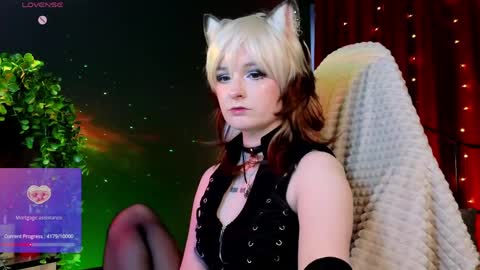 vronnier online show from May 27, 2026, 4:04 pm