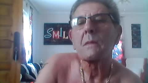 Snapshot of wanker1565 chatting on July 20, 2026, 11:01 am wanker1565 online show from July 20, 2026, 11:01 am