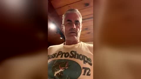 Snapshot of watchinggold chatting on July 17, 2026, 9:05 am watchinggold online show from July 17, 2026, 9:05 am
