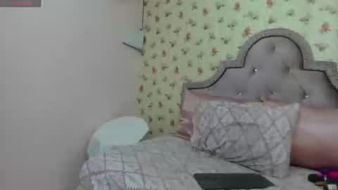 Milf Latina online show from June 24, 2026, 2:27 pm