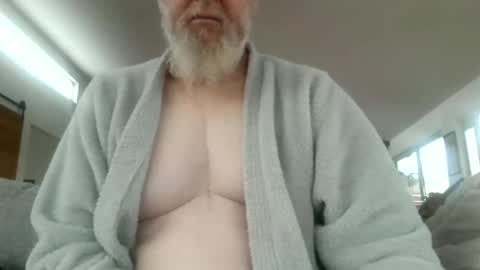 whitepantyman1973 online show from June 25, 2026, 4:34 am