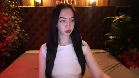 Alena online show from April 27, 2026, 5:49 am