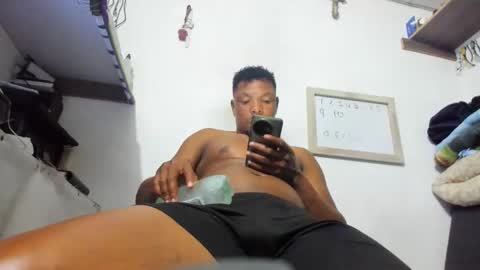 Snapshot of wilfer484725 chatting on May 20, 2026, 1:23 am wilfer online show from May 20, 2026, 1:23 am