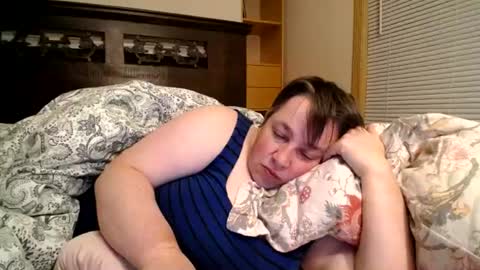 Annie online show from August 3, 2026, 7:07 am