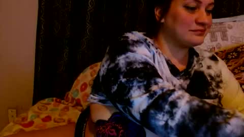 wolfiehoney online show from April 2, 2026, 5:27 am