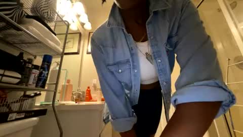 Wynter Heat online show from July 14, 2026, 2:05 am