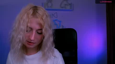 x_alexia_x online show from July 26, 2026, 9:16 am
