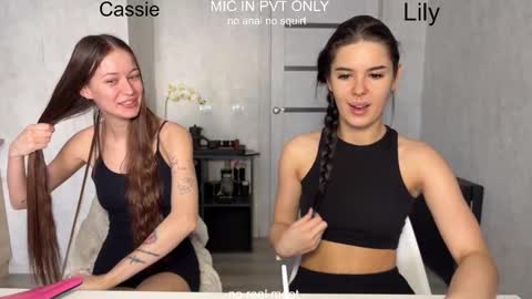 wiwi clap clap cat baby girl online show from February 9, 2026, 10:30 am