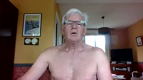 xmaeg3 online show from June 12, 2026, 9:30 am