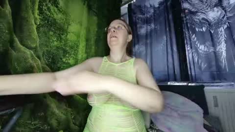 xnicetitsx online show from June 21, 2026, 9:12 am