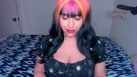 Rae  online show from February 27, 2025, 4:41 am