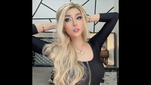 xsexysucker online show from June 23, 2026, 2:09 am