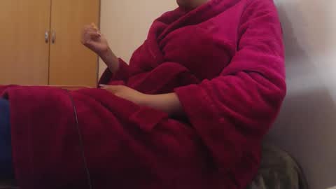 Ayanda online show from May 7, 2026, 6:46 pm