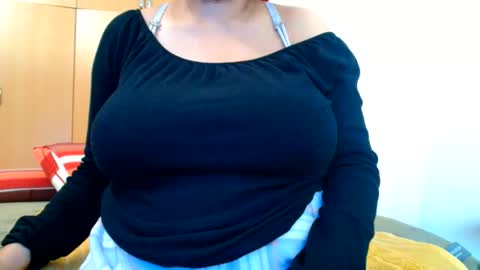 Ayanda online show from May 31, 2026, 12:01 pm