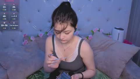 Snapshot of xxxnaughtyfoxxx chatting on June 21, 2026, 5:15 pm foxy online show from June 21, 2026, 5:15 pm