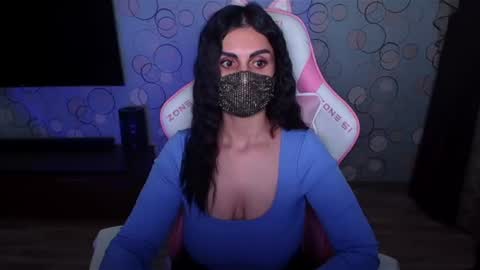 yasmina online show from July 26, 2026, 6:10 am