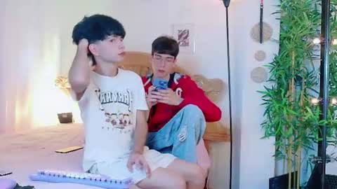 Snapshot of yeremmy_twink chatting on July 23, 2026, 4:27 pm yeremmy_twink online show from July 23, 2026, 4:27 pm