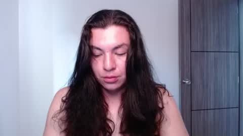 Gio online show from July 11, 2026, 1:25 pm