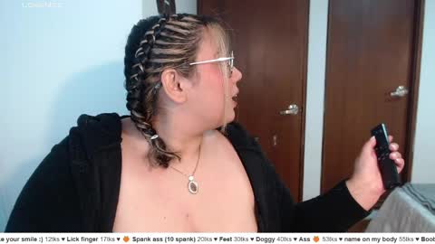 hii i am yini online show from May 27, 2026, 3:03 am