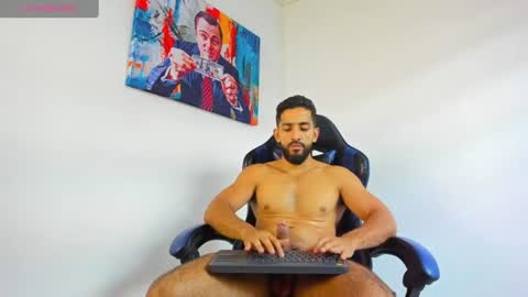 Snapshot of yiyo10_ chatting on July 21, 2026, 9:50 pm Yiyo online show from July 21, 2026, 9:50 pm