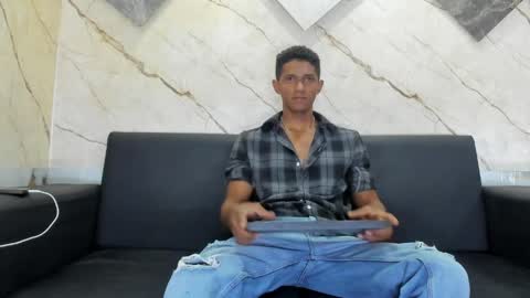 Yoel online show from June 4, 2026, 11:16 am