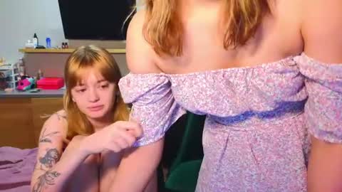 Anna and Luna online show from June 18, 2026, 4:55 pm