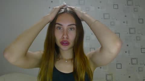 Snapshot of your_ameliaa chatting on May 14, 2026, 5:42 pm Amelia online show from May 14, 2026, 5:42 pm