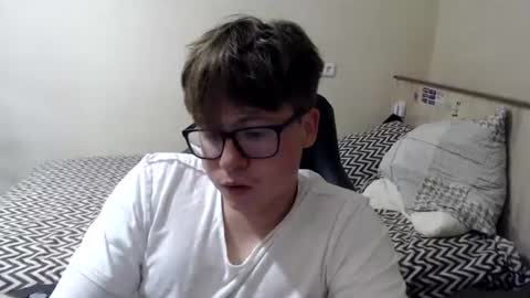 Snapshot of your_boyfriend123 chatting on July 28, 2026, 2:05 pm Max online show from July 28, 2026, 2:05 pm