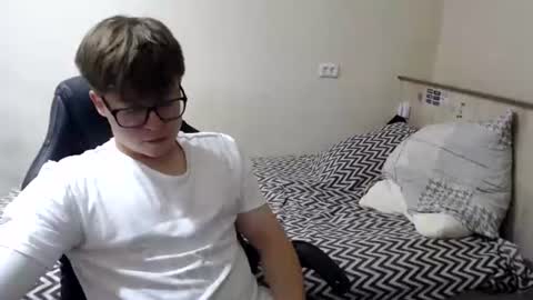 Snapshot of your_boyfriend123 chatting on July 28, 2026, 2:35 pm Max online show from July 28, 2026, 2:35 pm