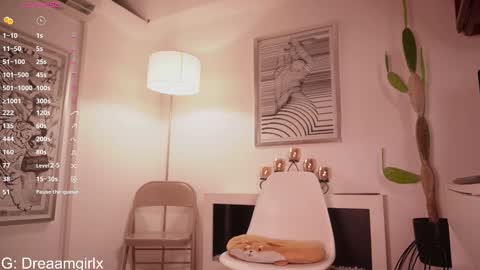 Isabella online show from September 14, 2025, 2:54 am