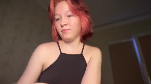 Snapshot of your_moonlight_ chatting on June 17, 2026, 3:02 pm Mia online show from June 17, 2026, 3:02 pm