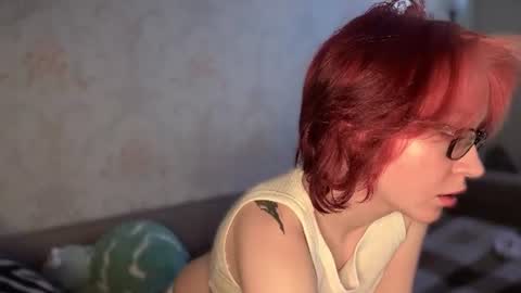 Snapshot of your_moonlight_ chatting on June 18, 2026, 9:14 am Mia online show from June 18, 2026, 9:14 am