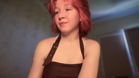 Snapshot of your_moonlight_ chatting on June 19, 2026, 7:01 am Mia online show from June 19, 2026, 7:01 am