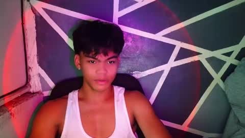 Snapshot of yourboycumrain chatting on July 2, 2026, 2:55 am rainy online show from July 2, 2026, 2:55 am