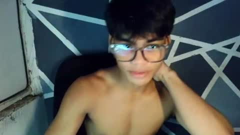 Snapshot of yourboycumrain chatting on July 10, 2026, 10:34 pm rainy online show from July 10, 2026, 10:34 pm