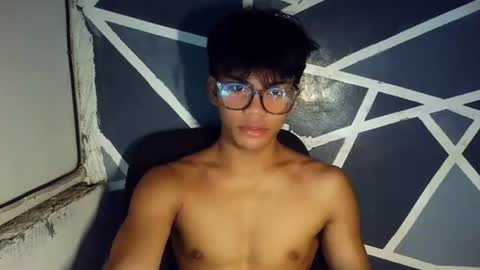 Snapshot of yourboycumrain chatting on July 15, 2026, 9:53 pm rainy online show from July 15, 2026, 9:53 pm