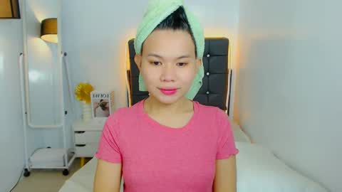 Snapshot of yourcuteprincess_ chatting on June 20, 2026, 12:30 pm yourcuteprincess_ online show from June 20, 2026, 12:30 pm