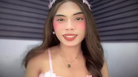 Snapshot of yourehot_pretty chatting on April 29, 2026, 5:52 pm Do read my bio online show from April 29, 2026, 5:52 pm