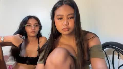 yourfantasyyy_ online show from June 17, 2026, 10:39 am