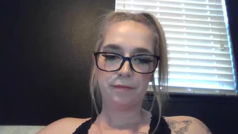 Snapshot of yourfavgirlduh chatting on July 19, 2026, 4:00 pm yourfavgirlduh online show from July 19, 2026, 4:00 pm