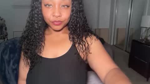 YOURMOMMY online show from May 29, 2026, 3:37 am