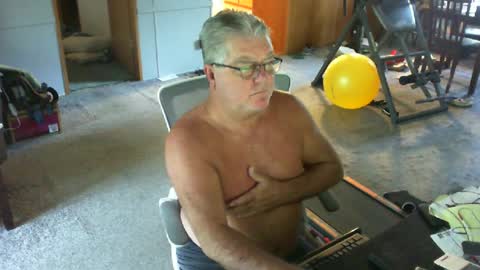 Snapshot of yourpoppi55 chatting on June 30, 2026, 12:17 pm yourpoppi55 online show from June 30, 2026, 12:17 pm