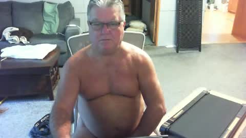 Snapshot of yourpoppi55 chatting on July 7, 2026, 11:14 am yourpoppi55 online show from July 7, 2026, 11:14 am