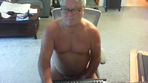 Snapshot of yourpoppi55 chatting on July 24, 2026, 12:25 pm yourpoppi55 online show from July 24, 2026, 12:25 pm