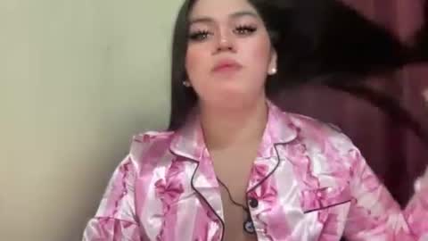 LALA online show from May 20, 2026, 7:09 pm