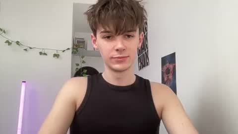 yoursweetyguy online show from June 24, 2026, 9:41 am