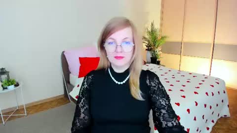 Snapshot of youruniverser chatting on June 25, 2026, 12:53 pm Alice online show from June 25, 2026, 12:53 pm