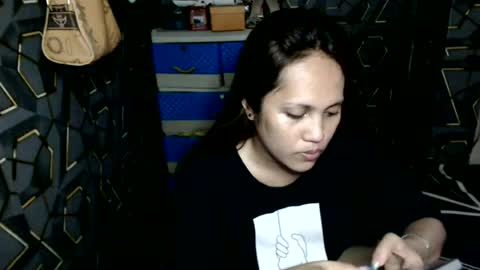 yumi online show from June 19, 2026, 6:29 am