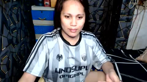yumi online show from July 5, 2026, 6:59 pm
