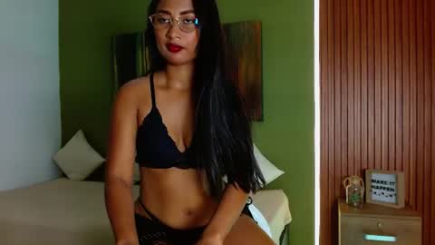 Zara Black online show from June 21, 2026, 8:44 pm